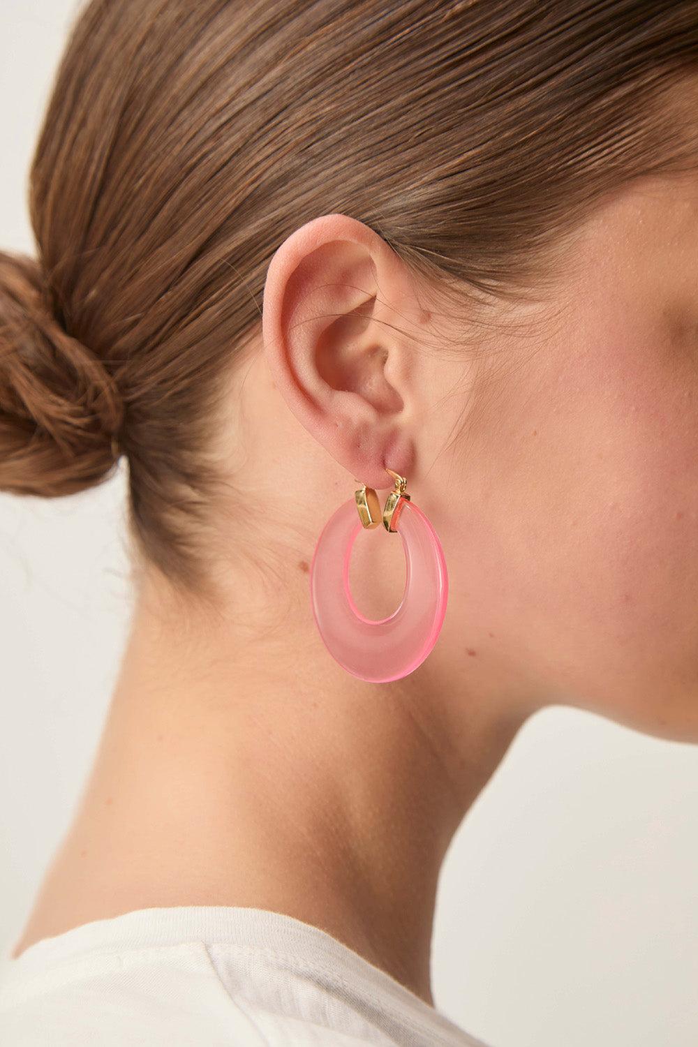Des Petit Hauts Boucles D'Oreilles Nadi Rose Fluo