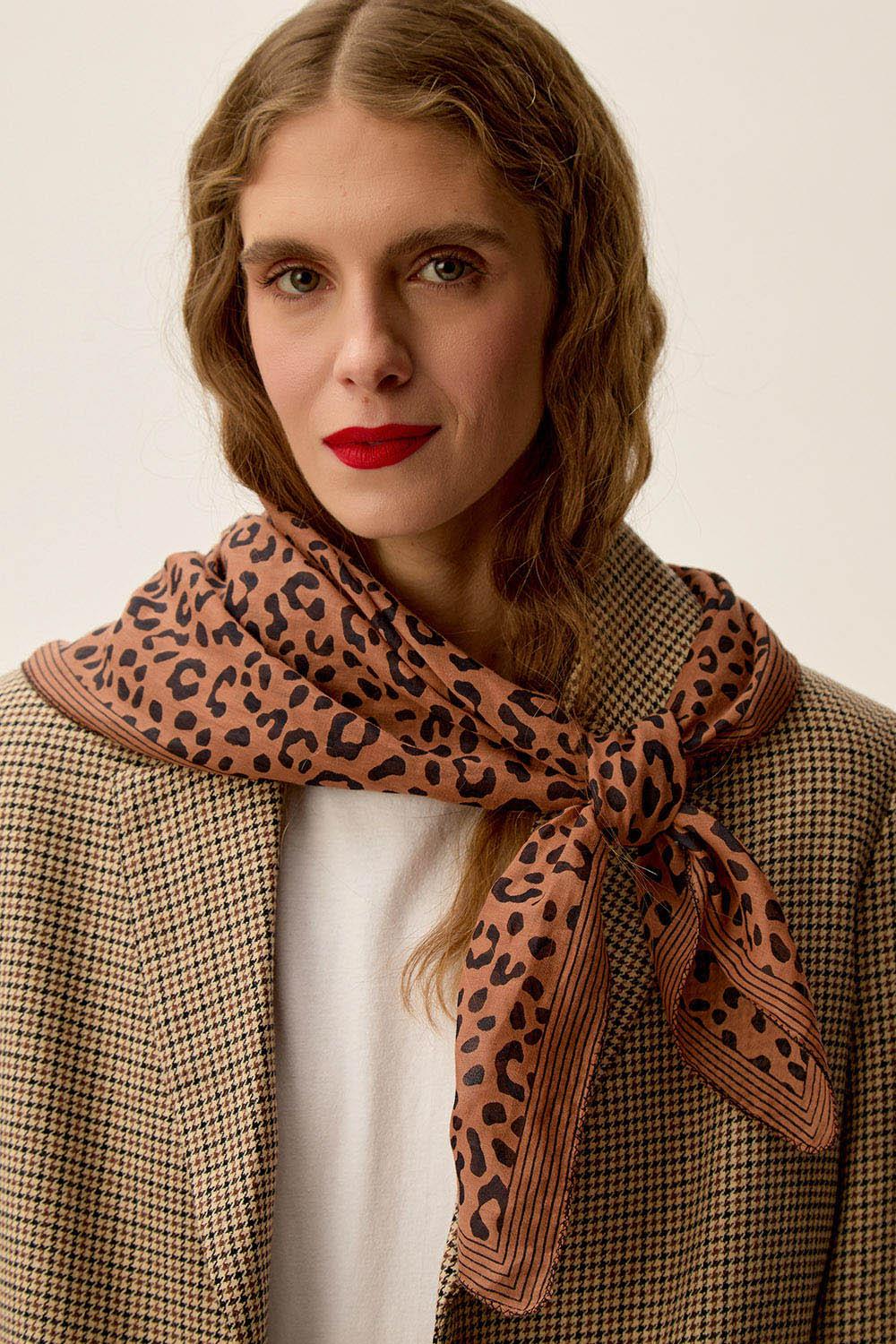 Des Petit Hauts Foulard Nymine Graou