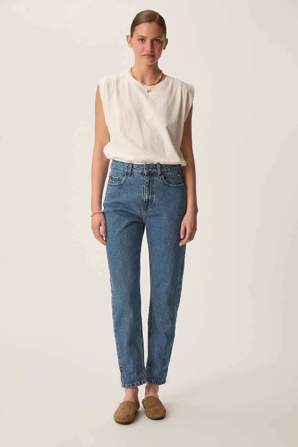 Des Petit Hauts Jean Louisette Stone