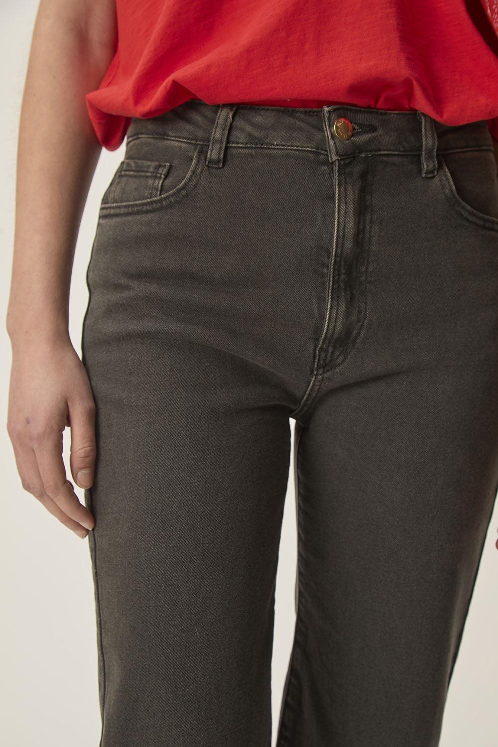 Des Petit Hauts Jean Louizi Gris