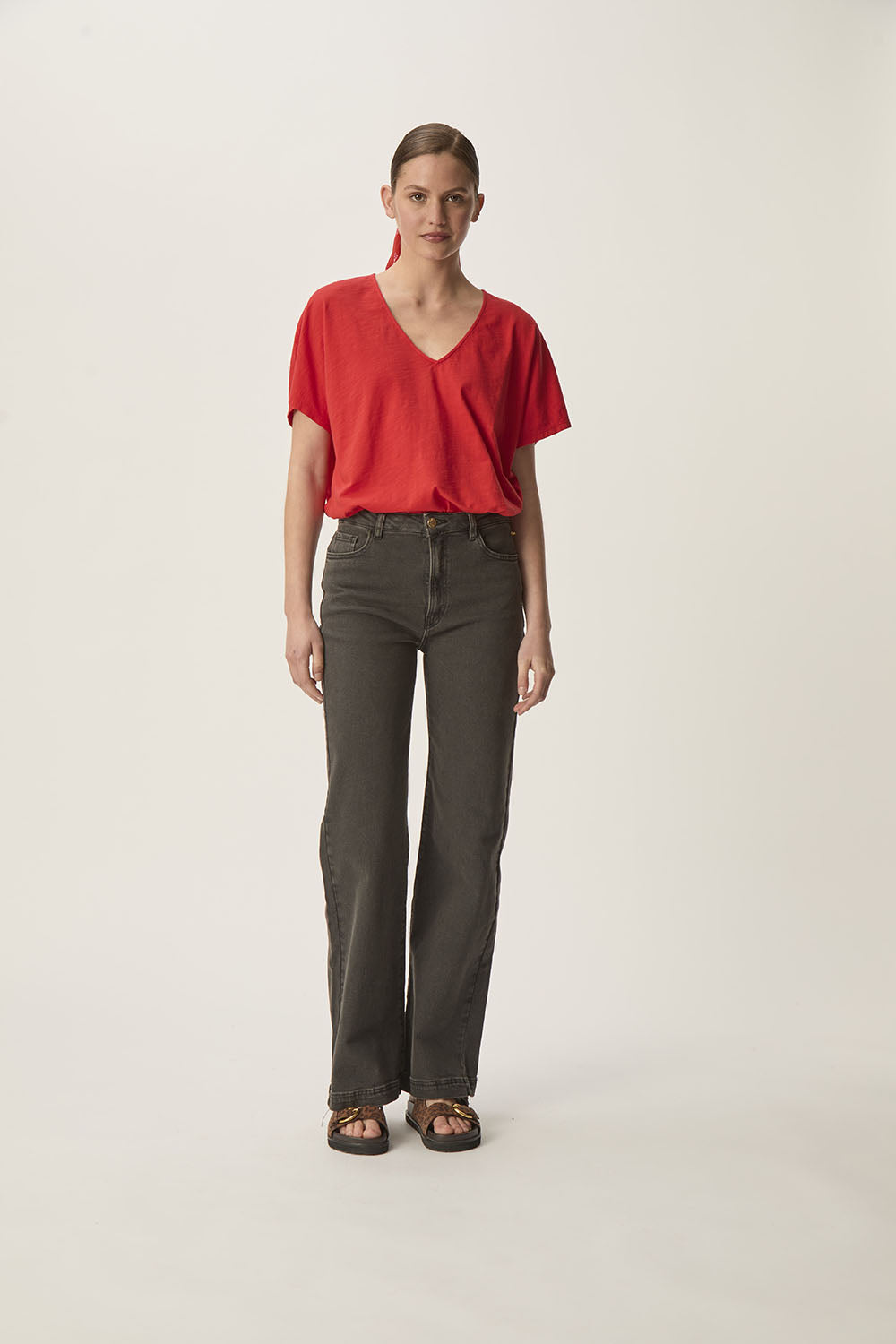 des petit hauts Jean Louizi Gris