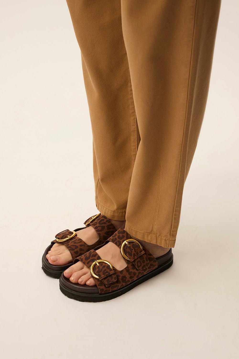 Des Petit Hauts Sandales Liviu Leopard