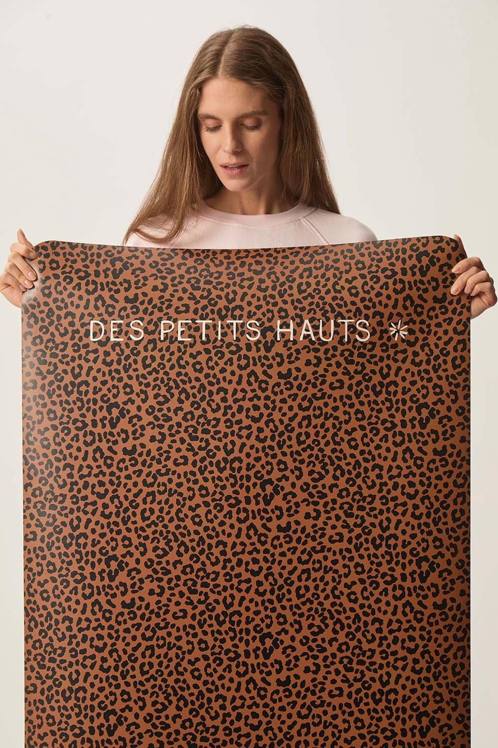 Des Petit Hauts Tapis De Yoga Imprimé Léopard