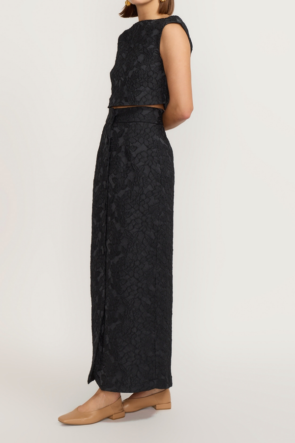 D'estrëe Paris BLACK Embossed Crop Top
