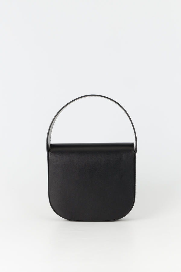 D'estrëe Paris Geometric Leather Bag With Golden Latch Black