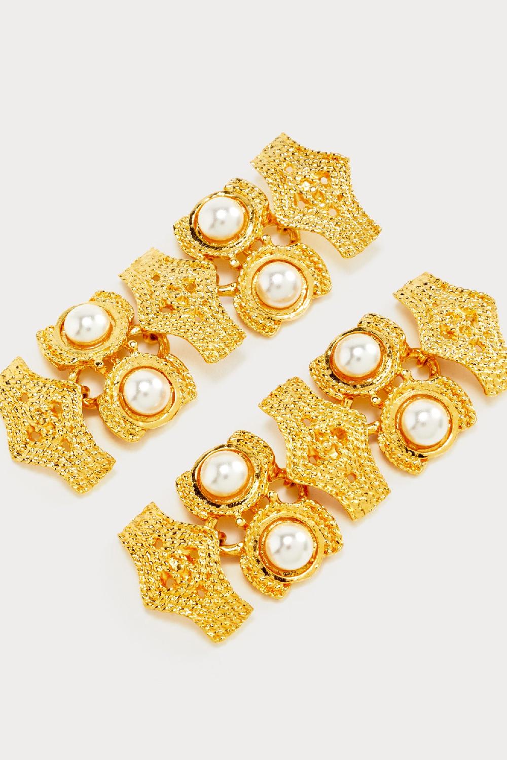 D'estrëe Paris Vintage-Inspired Gold Earrings With Pearl