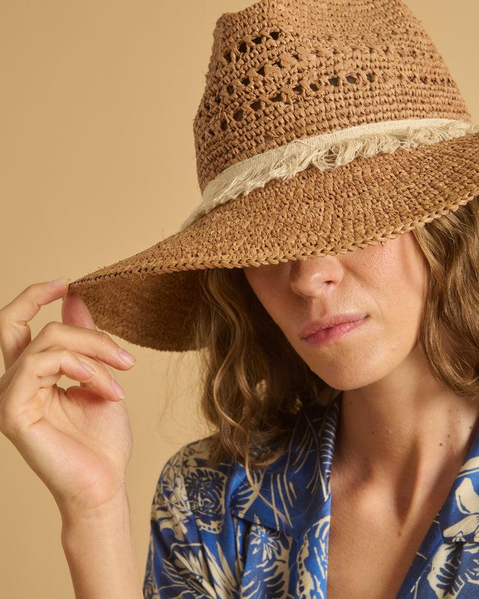 Diega CHAPEAU CAPERO 1 THE