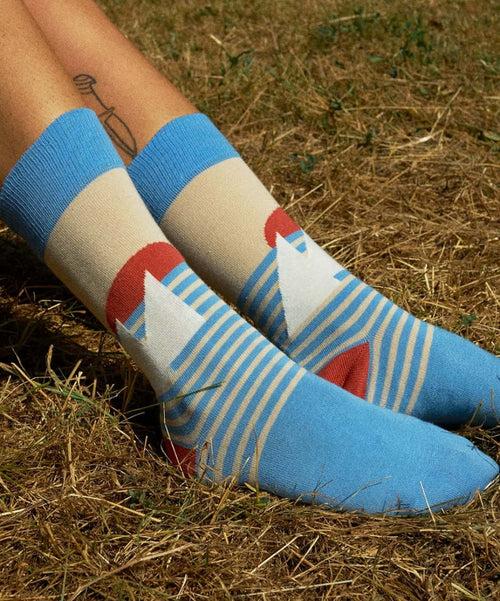 Dilly Socks Notre Chaussettes: Abstract Sailing