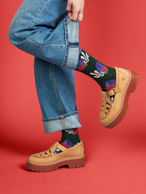 Dilly Socks Notre Chaussettes: Bear Says Hello