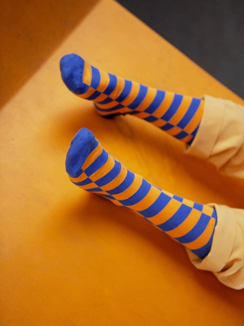 Dilly Socks Notre Chaussettes: Bold Statement