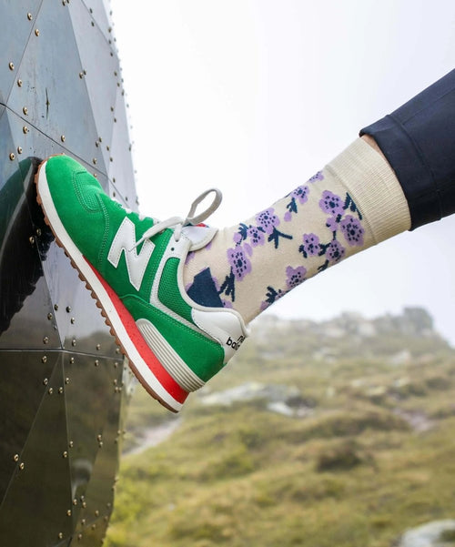 Dilly Socks Notre Chaussettes: Cherry Blossom