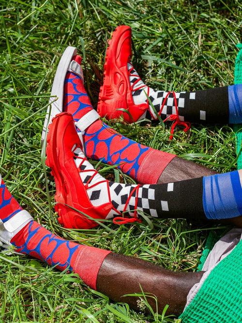 Dilly Socks Notre Chaussettes: Crumbling Chess
