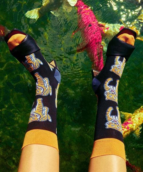 Dilly Socks Notre Chaussettes: Dawn Tiger
