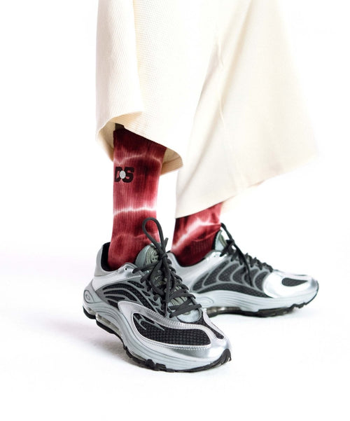 Dilly Socks Notre Chaussettes: Fire Dye