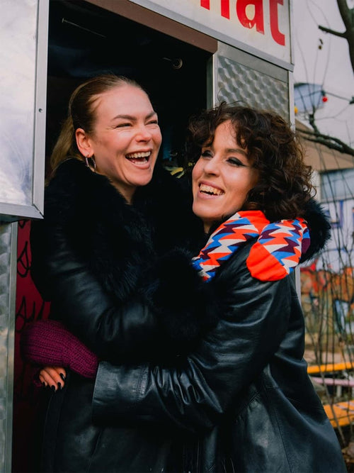 Dilly Socks Notre Chaussettes: Fireball And Light