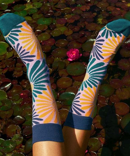 Dilly Socks Notre Chaussettes: Flower Fireworks
