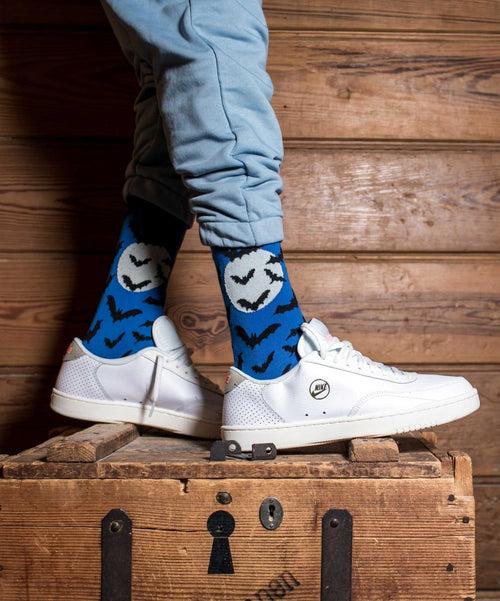 Dilly Socks Notre Chaussettes: Full Moon Bat