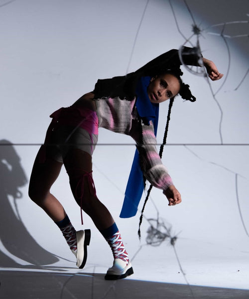 Dilly Socks Notre Chaussettes: Helping Hands