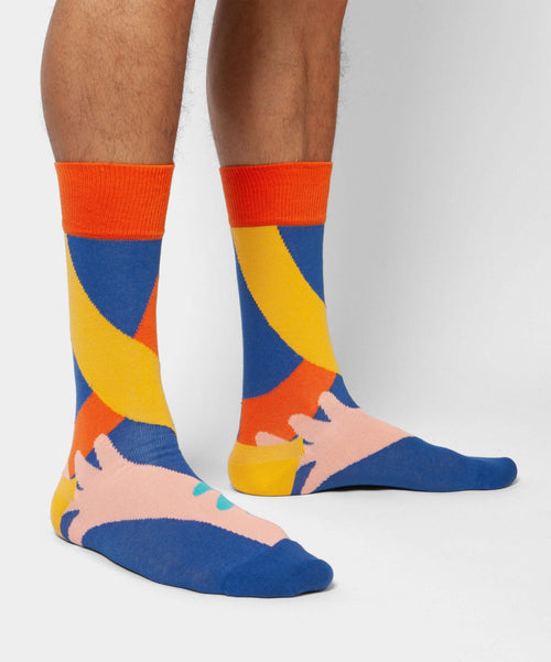 Dilly Socks Notre Chaussettes: Hugging Hands