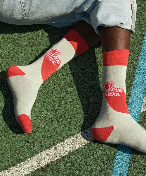Dilly Socks Notre Chaussettes: Love More