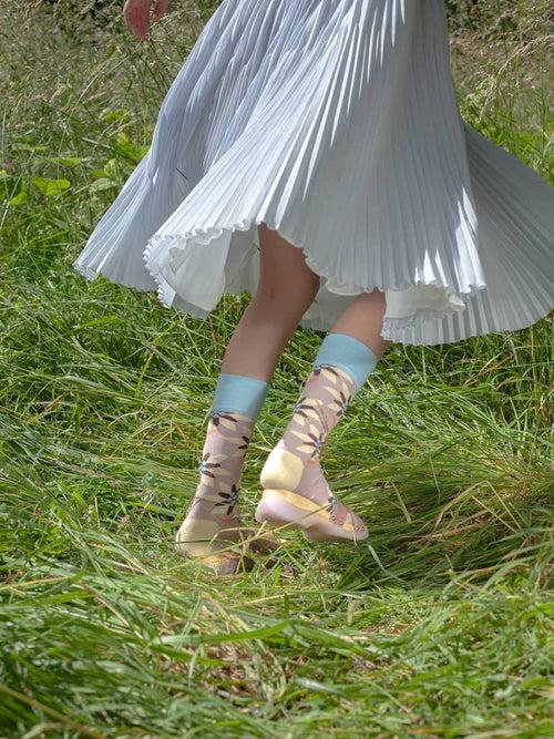 Dilly Socks Notre Chaussettes: Mountain Bloomers
