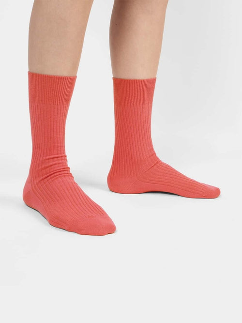 Dilly Socks Notre Chaussettes: Ribbed Coral Red