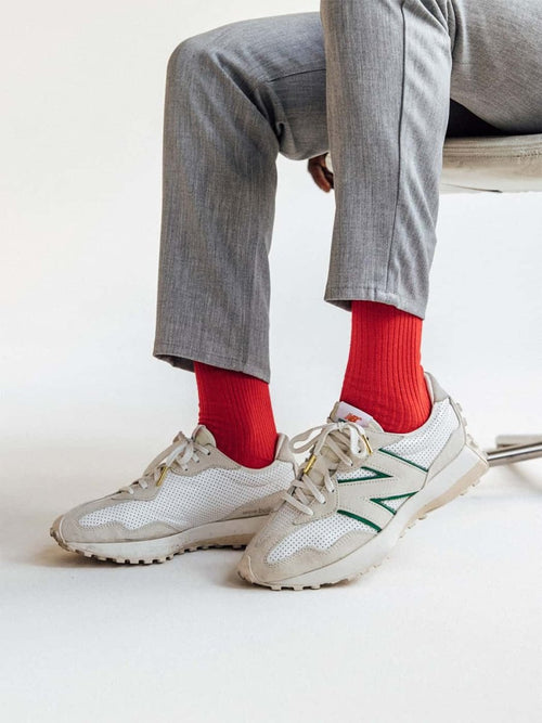 Dilly Socks Notre Chaussettes: Ribbed Ferrari Red