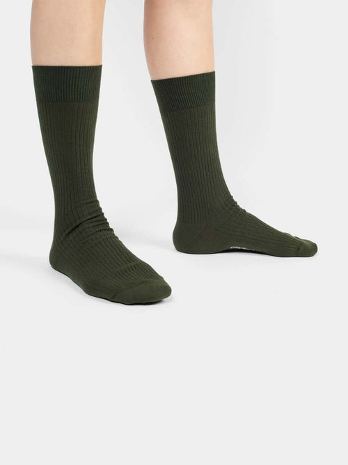 Dilly Socks Notre Chaussettes: Ribbed Olive Green