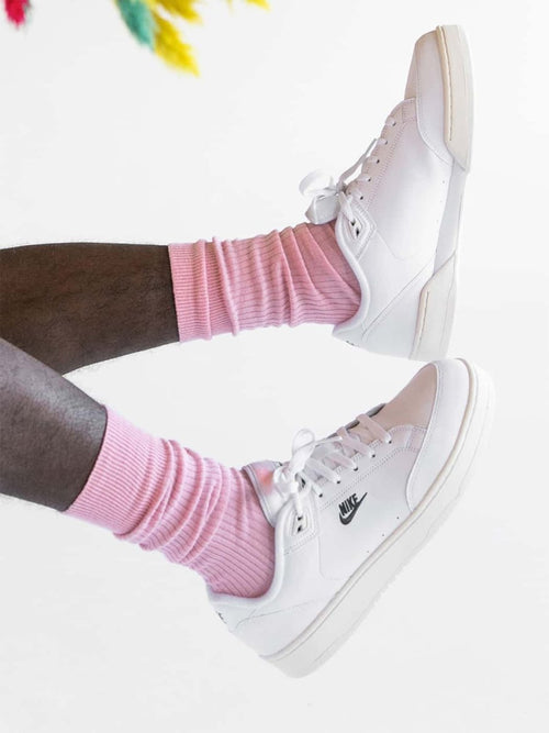 Dilly Socks Notre Chaussettes: Ribbed Piggy Pink