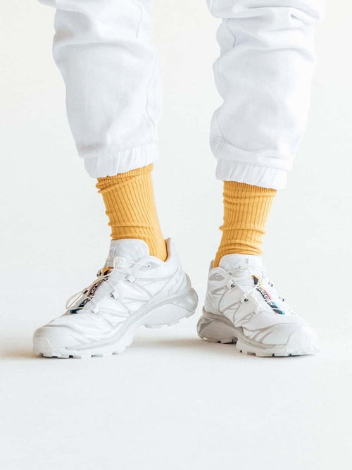 Dilly Socks Notre Chaussettes: Ribbed Sunny Yellow