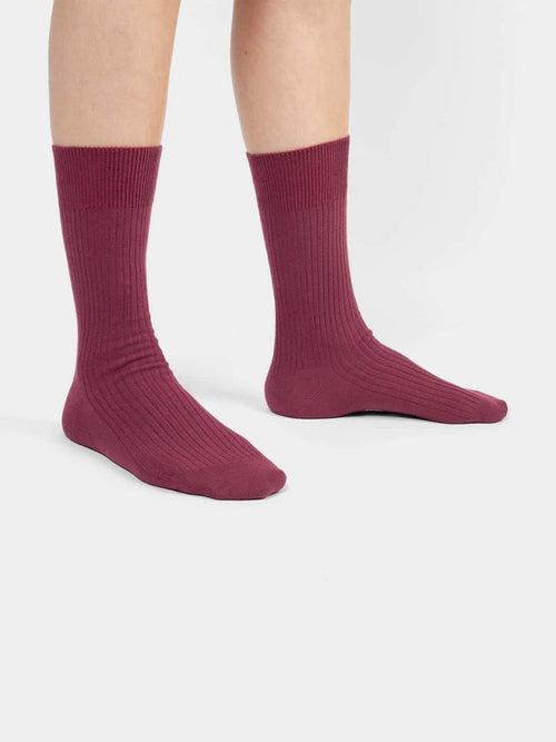 Dilly Socks Notre Chaussettes: Ribbed Wine Red