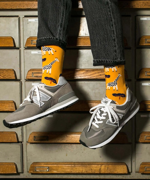 Dilly Socks Notre Chaussettes: Sand Giraffe