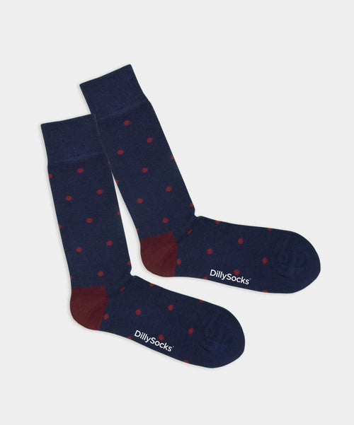 dilly socks Notre chaussettes: Sparse Red Dots