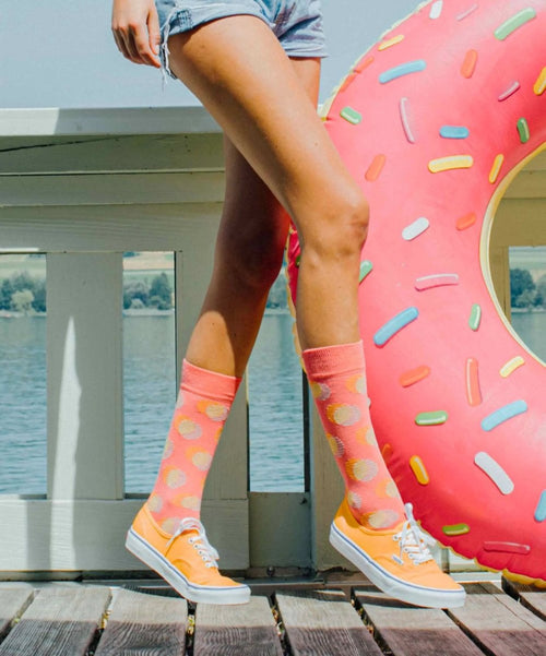 Dilly Socks Notre Chaussettes: Strange Illusion