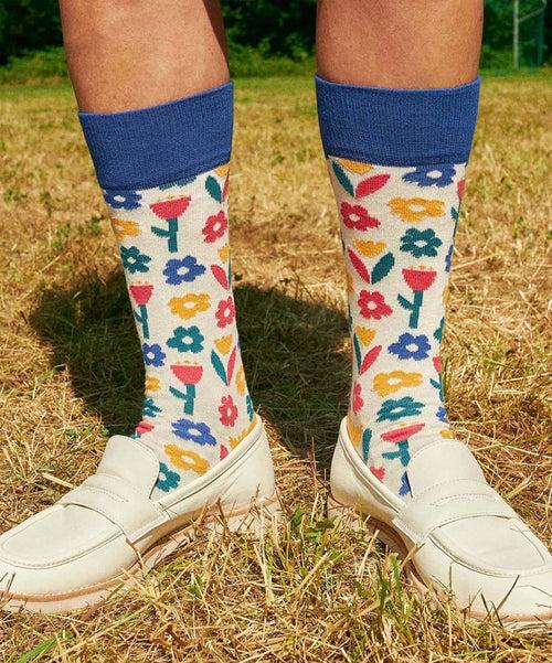 Dilly Socks Notre Chaussettes: White Meadow