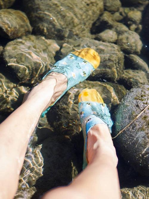 Dilly Socks Notre Footies: Hidden Busy Bees