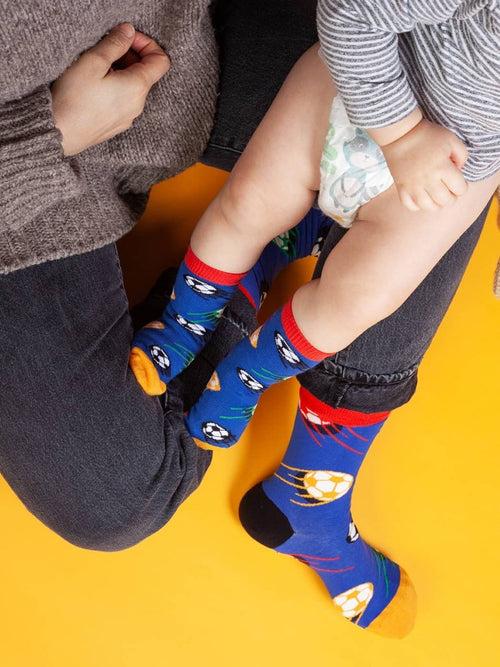 Dilly Socks Notre Chaussettes Antidérapantes Pour Enfants: Lil Football Dynamics Non-Slip
