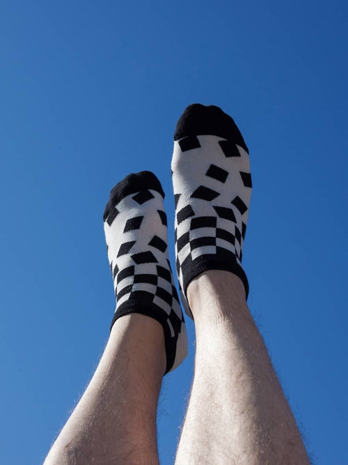 Dilly Socks Notre Chaussettes Baskets: Short Crumbling Chess