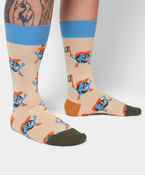 Dilly Socks Notre Chaussettes: Call For A Better World