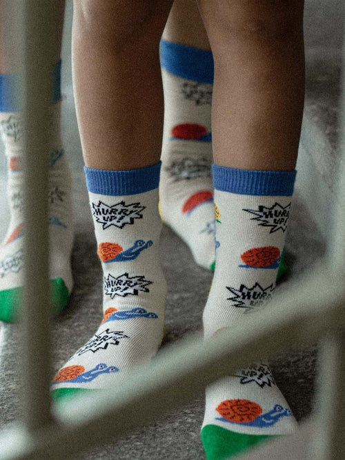 Dilly Socks Notre Chaussettes Pour Enfants: Lil Hurry Up Slow