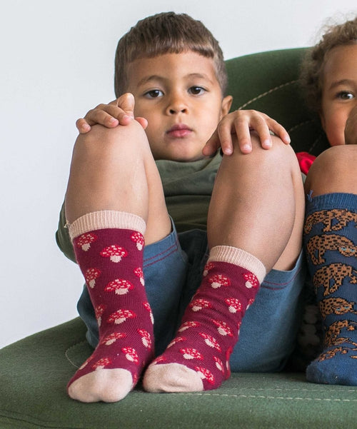 Dilly Socks Notre Chaussettes Pour Enfants: Lil Toxic Shrooms