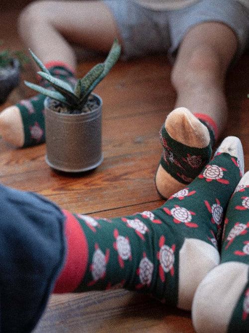 Dilly Socks Notre Chaussettes Pour Enfants: Lil Turtle Love