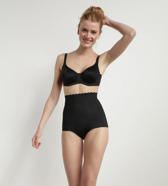 Dim Culotte Effet Sculptant Taille Haute 3 En 1 Noire Beauty Lift