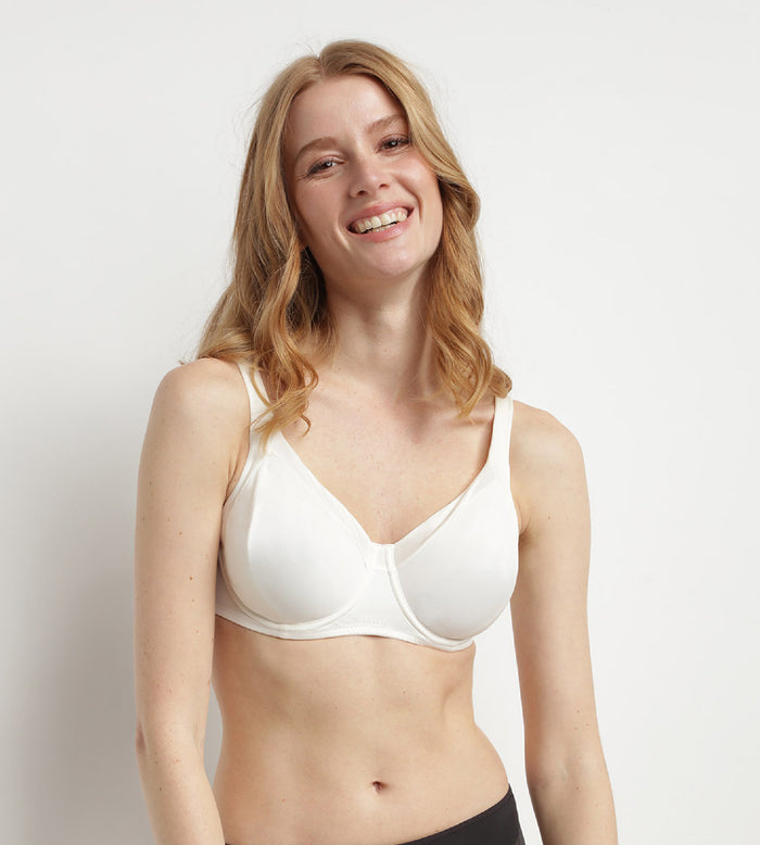 dim Soutien-gorge emboitant avec armatures nacre Generous Invisible Dim