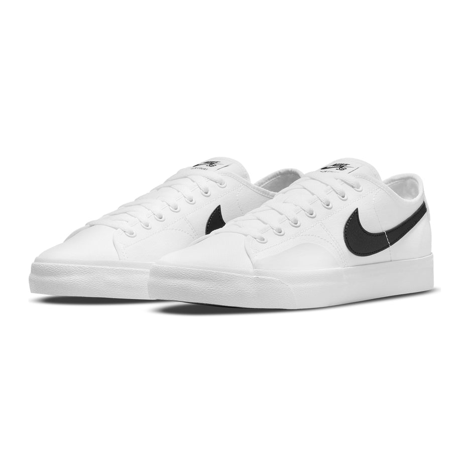 Dime Nike SB BLZR Court