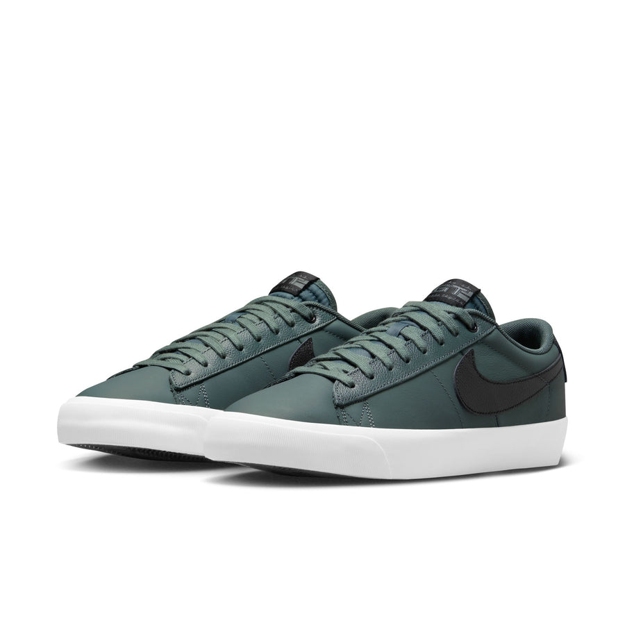 Dime Nike SB Zoom Blazer Low Pro GT