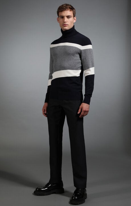 Dirk Bikkembergs Men's Trousers In Navy Blue Fabric