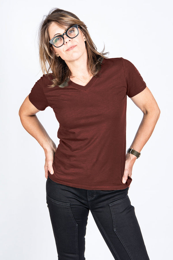 dovetail workwear Solid V-Neck Tee