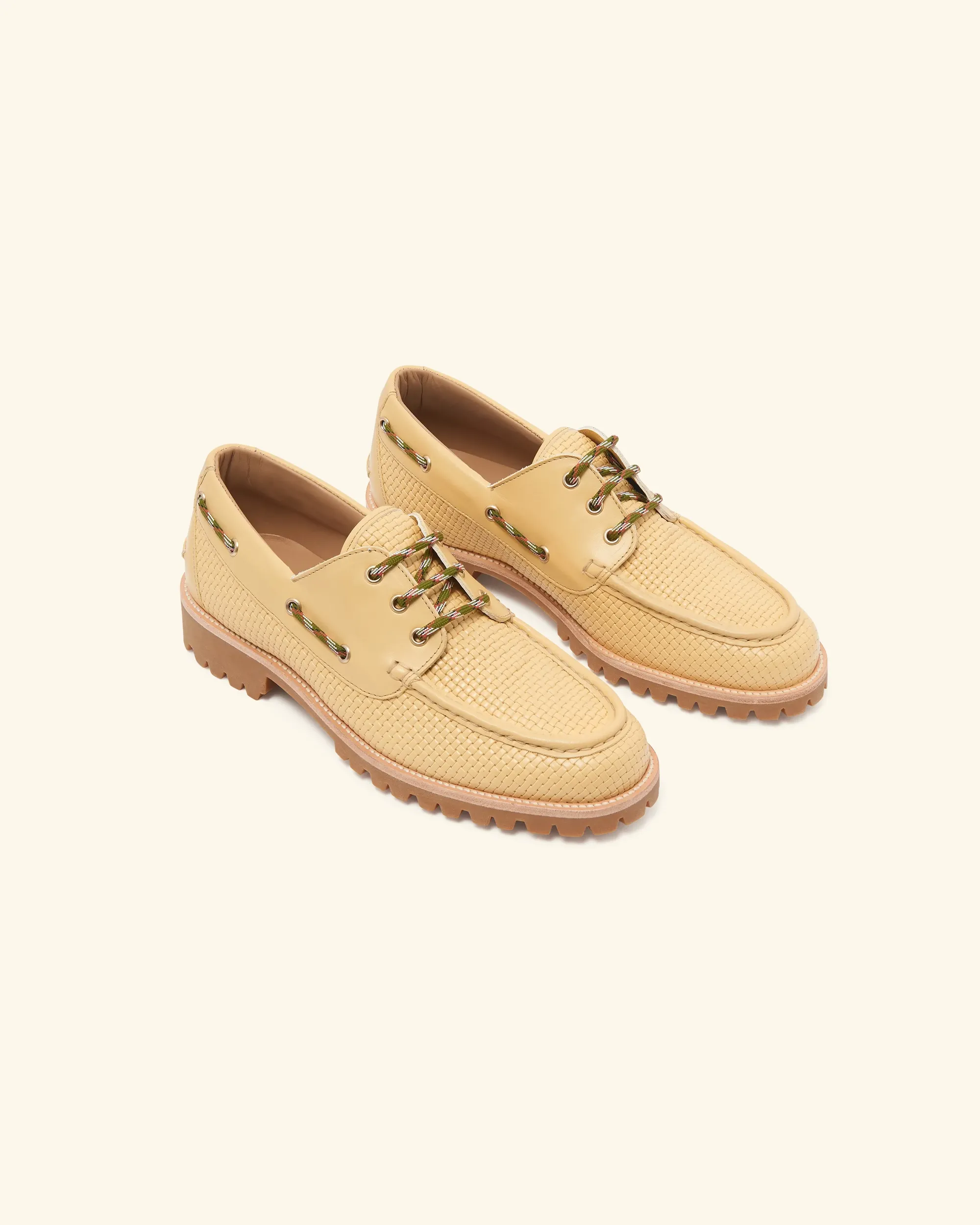 Drôle De Monsieur La Chaussure Bateau