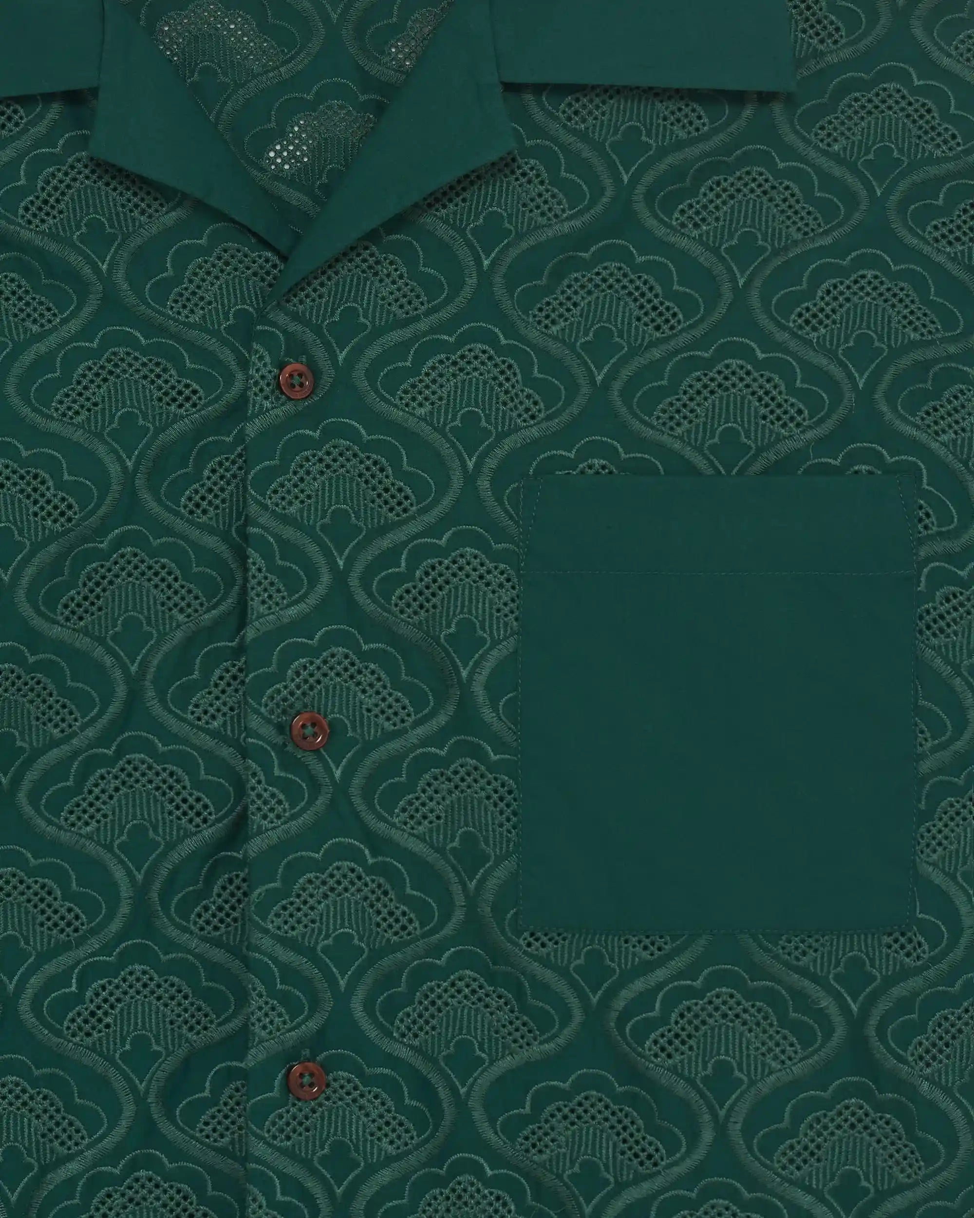 Drôle De Monsieur La Chemise Brodée Tapisserie